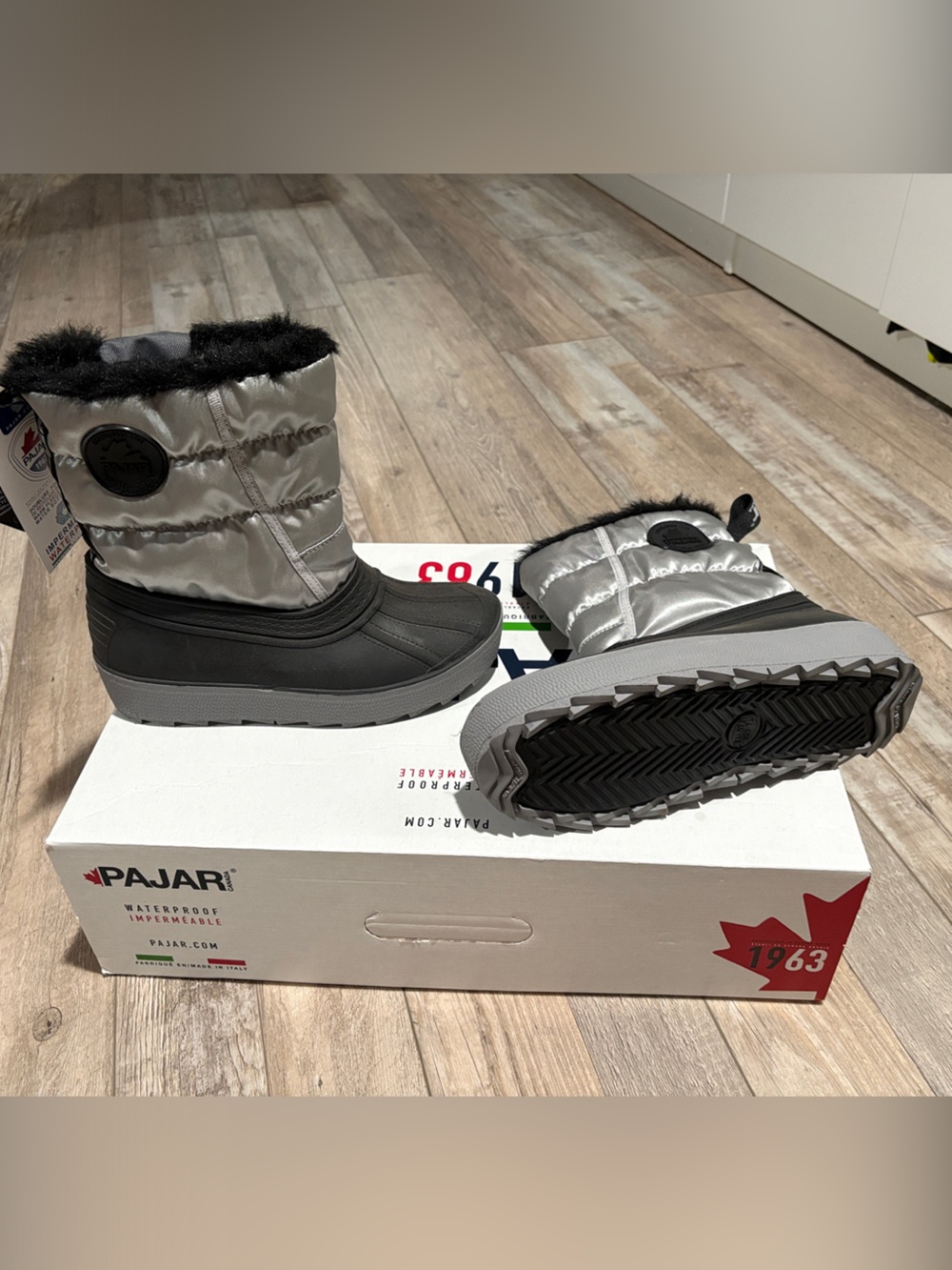 Pajar Silver and Black Quilted Winter Boots with Faux Fur